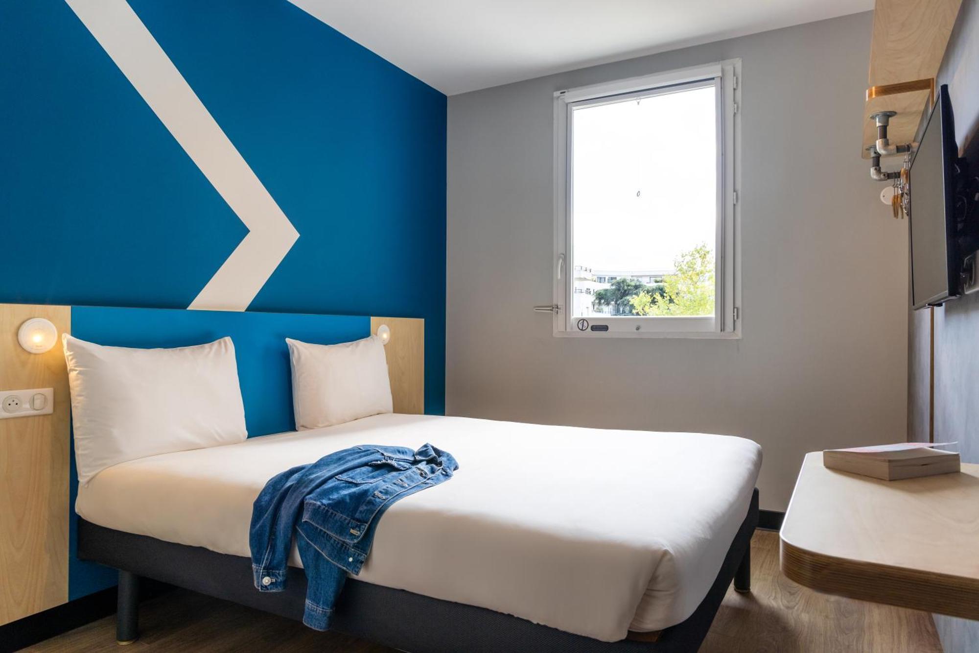 Ibis Budget Paris Ouest Hotel Châtillon