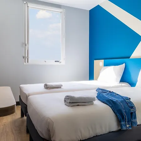 Hotel Ibis Budget Chatillon Paris Ouest Exterior photo